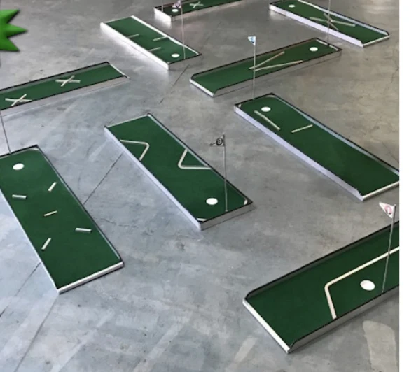 Bounce N More mini golf rental-course example